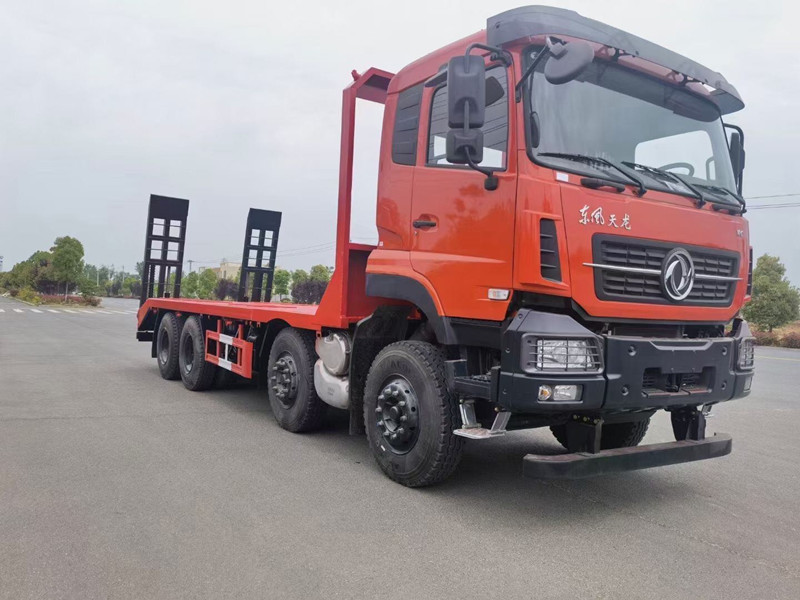 國六東風天龍前四后八平板運輸車，挖機拖車價格